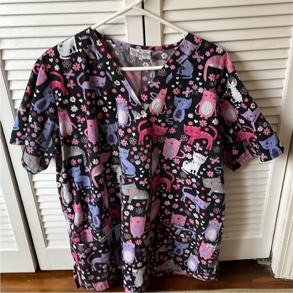 Scrub top lot
